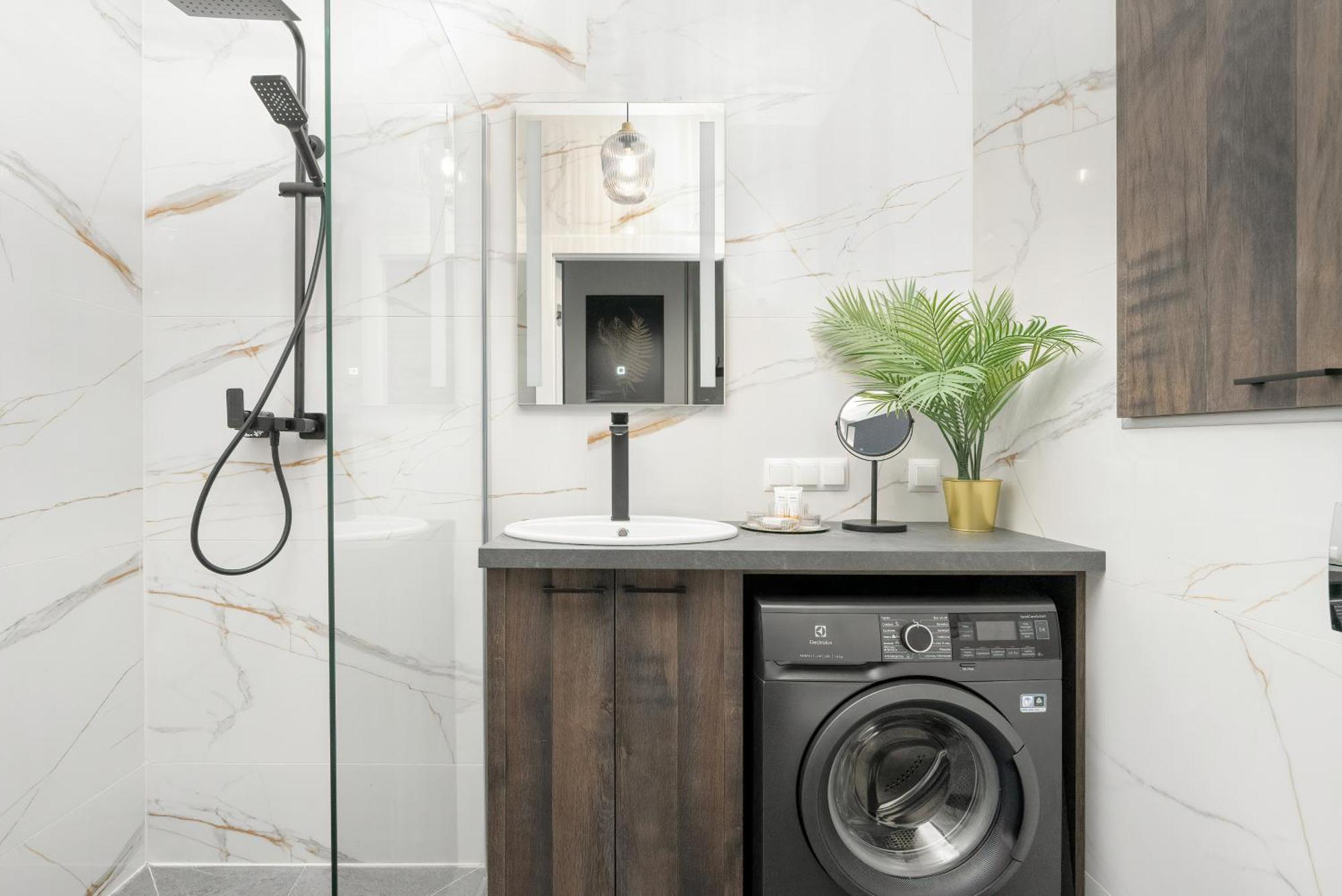 City Center Apartments With Gym & Free Garage Poznan By Noclegi Renters エクステリア 写真