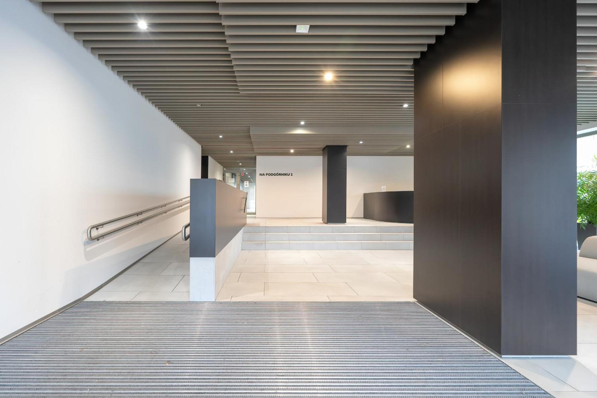 City Center Apartments With Gym & Free Garage Poznan By Noclegi Renters エクステリア 写真